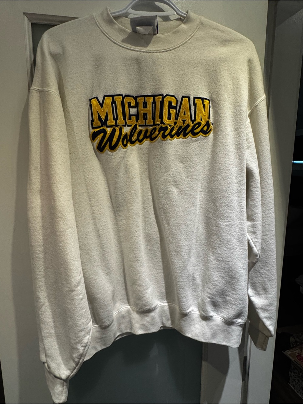 sweatshirt